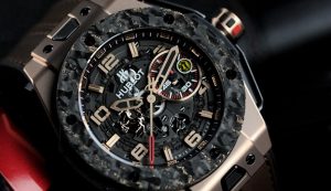 The special fake Hublot Big Bang Ferrari watches are made from metallic carbon fibre and red gold.